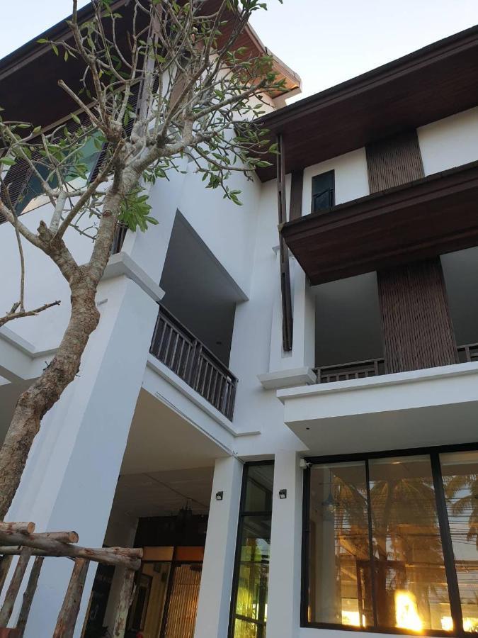 Baan Ampai Beach Hotel Хуа-Тханон-Бич Экстерьер фото
