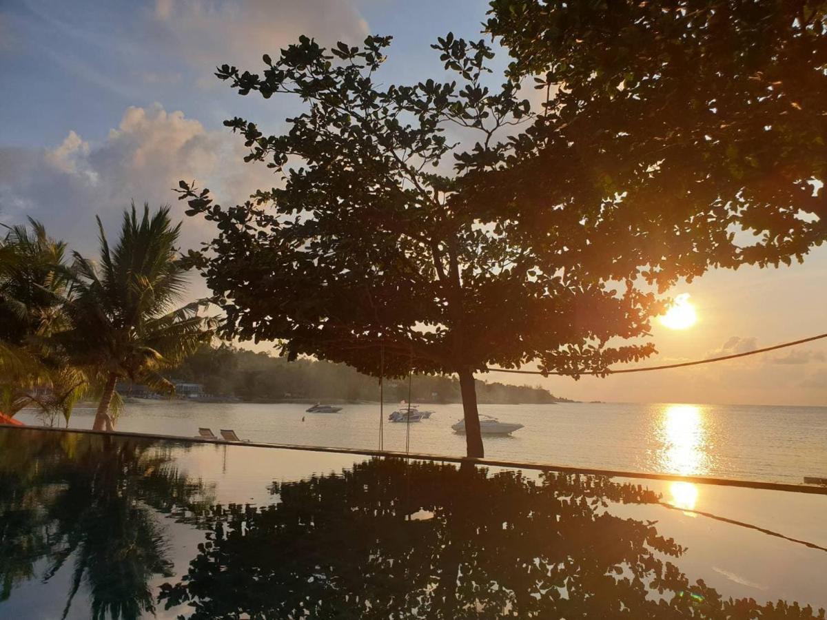 Baan Ampai Beach Hotel Хуа-Тханон-Бич Экстерьер фото