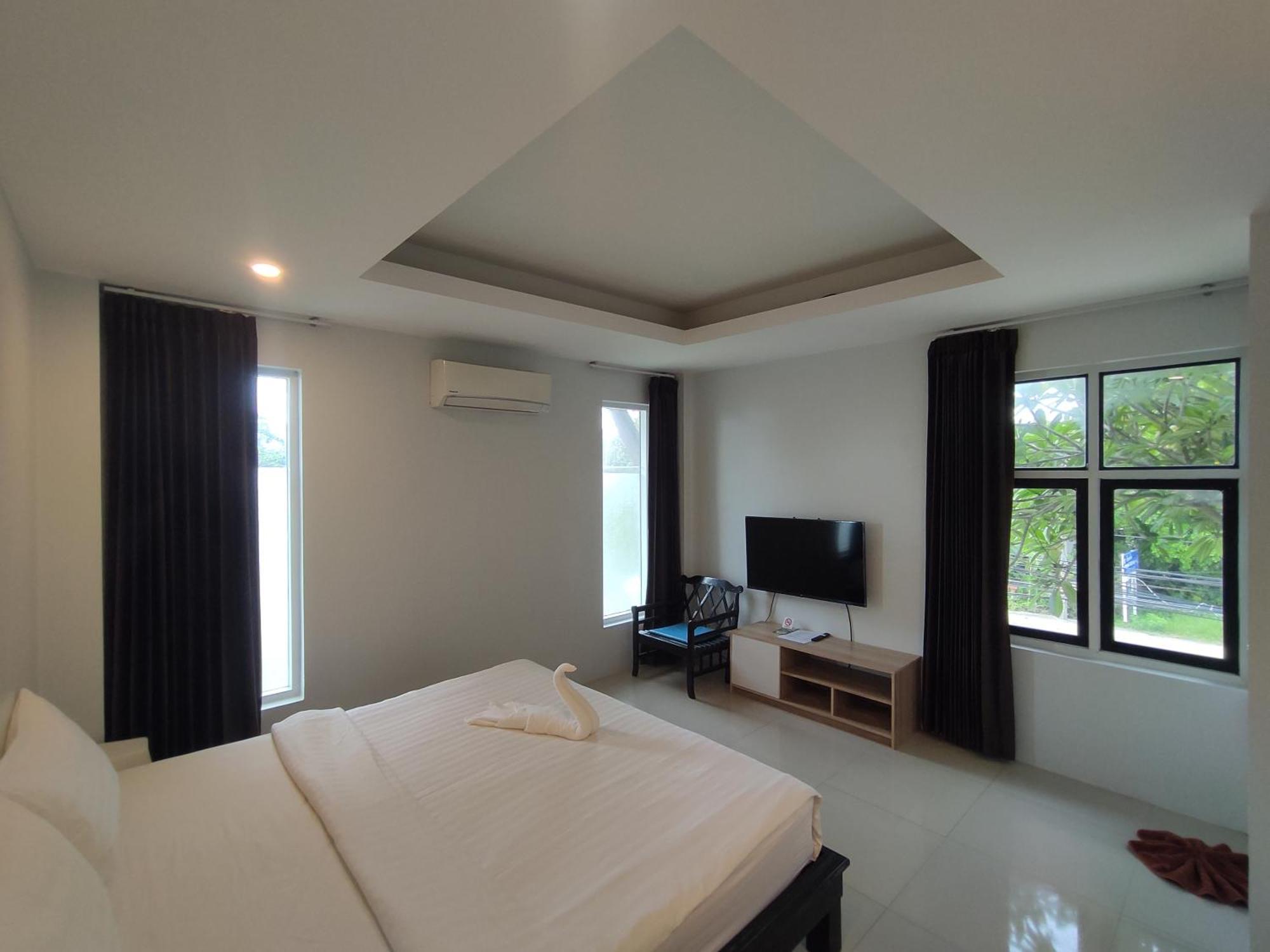 Baan Ampai Beach Hotel Хуа-Тханон-Бич Экстерьер фото